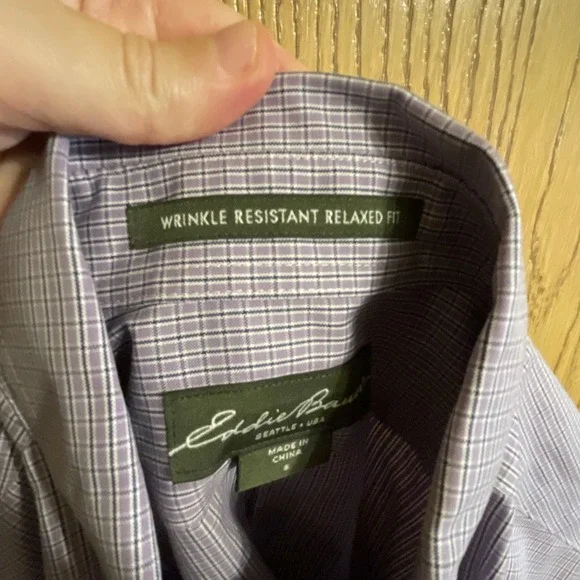 Men's Eddie Bauer short sleeve collared button Down Size small purple plaid - Picture 8 of 8
